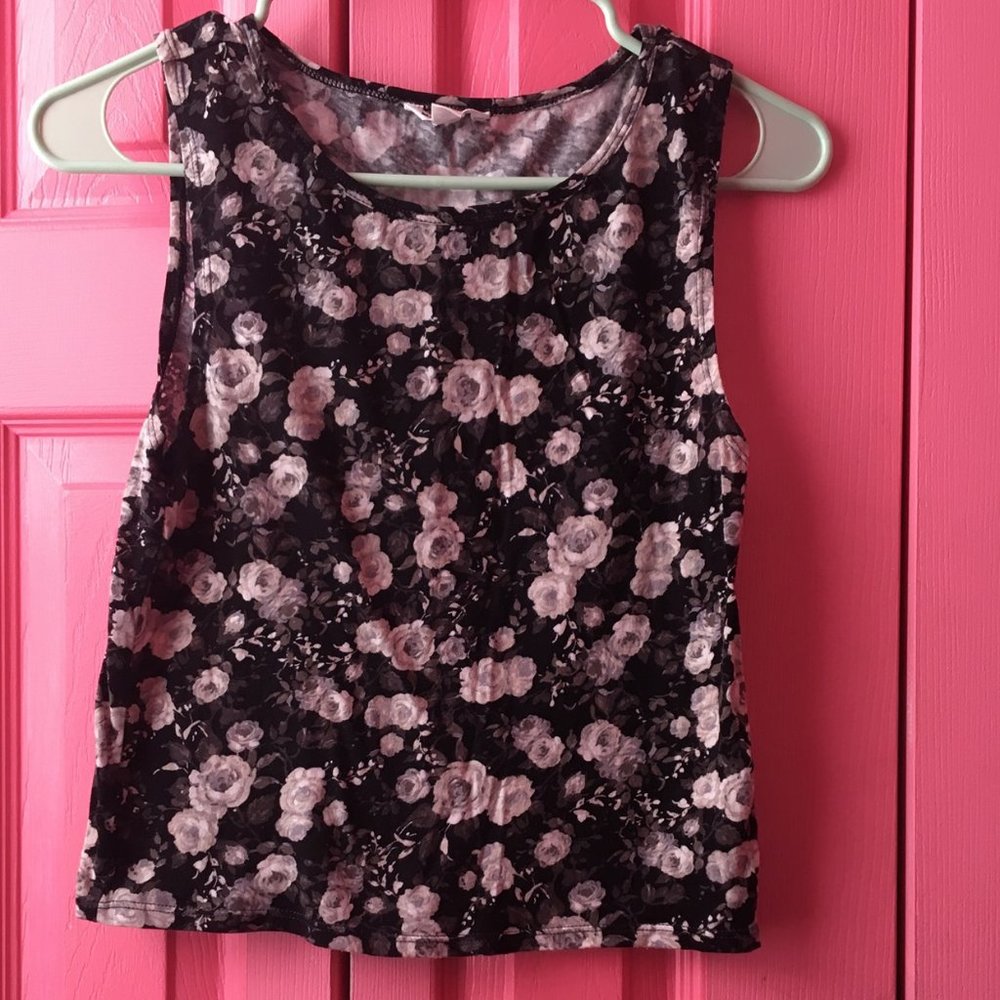 Aeropostale - Map to Mars - Floral Crop Top